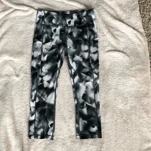 Lululemon speed up crop 21 inch inseam